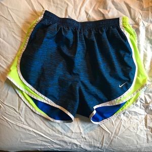 Nike Swoosh Short